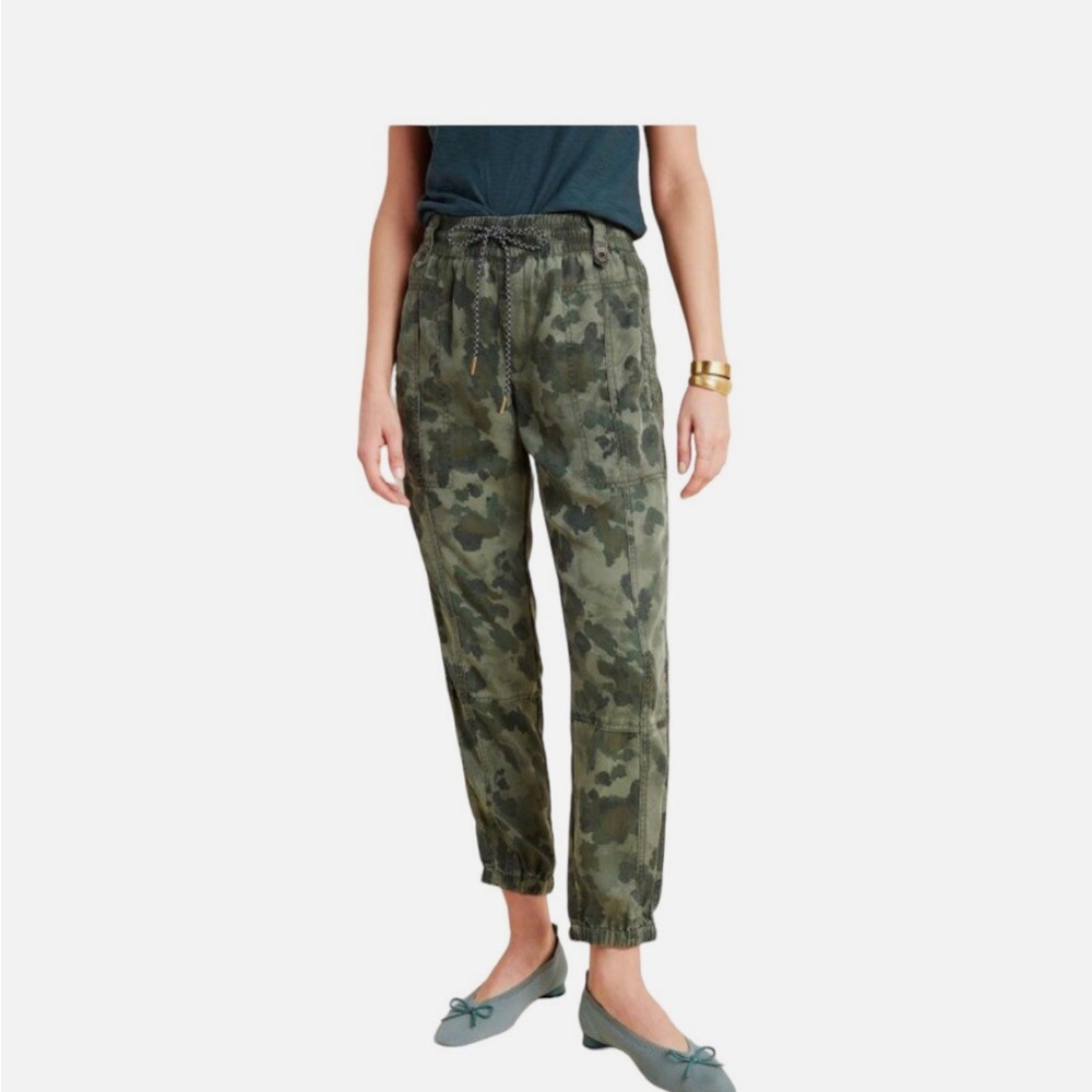 Anthropologie Leda Utility Jogger Pants Camo Lightweight – Size Small Tall